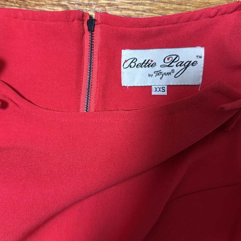 Bettie Page by Tatyana Red Fitted Pencil Dress - Picture 3 of 8